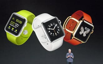 9月9日の新製品発表会で腕時計型端末「アップルウオッチ」を発表したクックCEO(米クパチーノ市)。