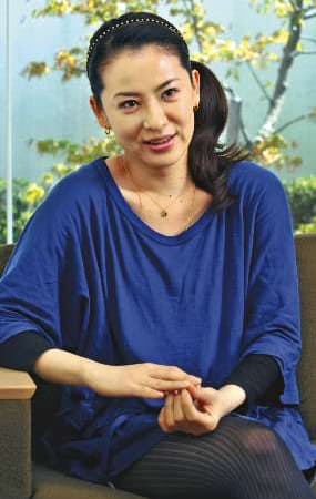 鈴木砂羽さん 肉食系女子 は夜中のラーメン 焼き肉ok Nikkei Style 鈴木砂羽さん 肉食系女子 は夜中のラーメン 焼き肉ok Nikkei Style