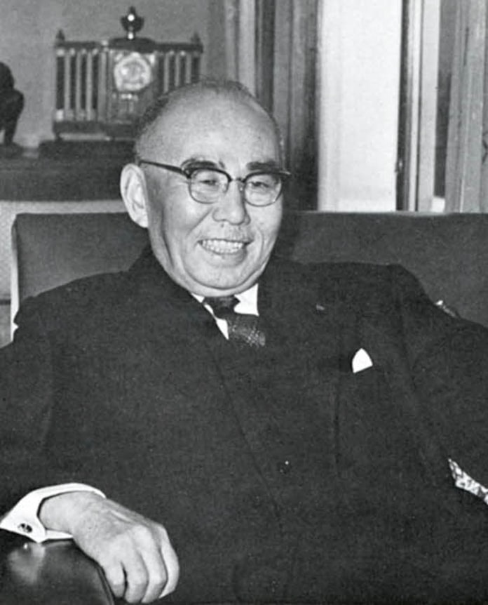 石橋湛山 貫いた 小日本主義 日本経済新聞 石橋湛山 貫いた 小日本主義 日本経済新聞