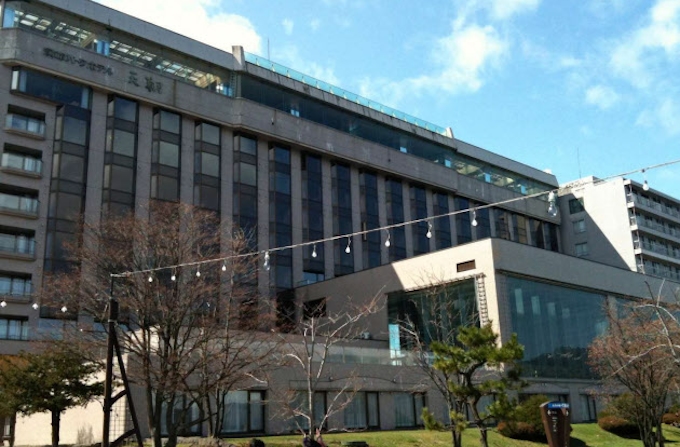 ホテル 営業縮小相次ぐ 値下げでも客足戻らず 日本経済新聞