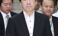 東日本大震災復興構想会議に臨む菅首相（4日、首相官邸）