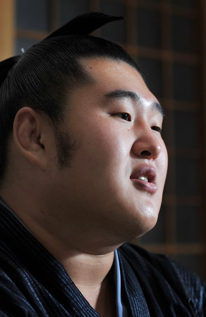 次代の大関候補 体は横綱級 大相撲 栃乃若 上 日本経済新聞