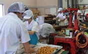 かまぼこを製造する及善商店の新工場（宮城県登米市）