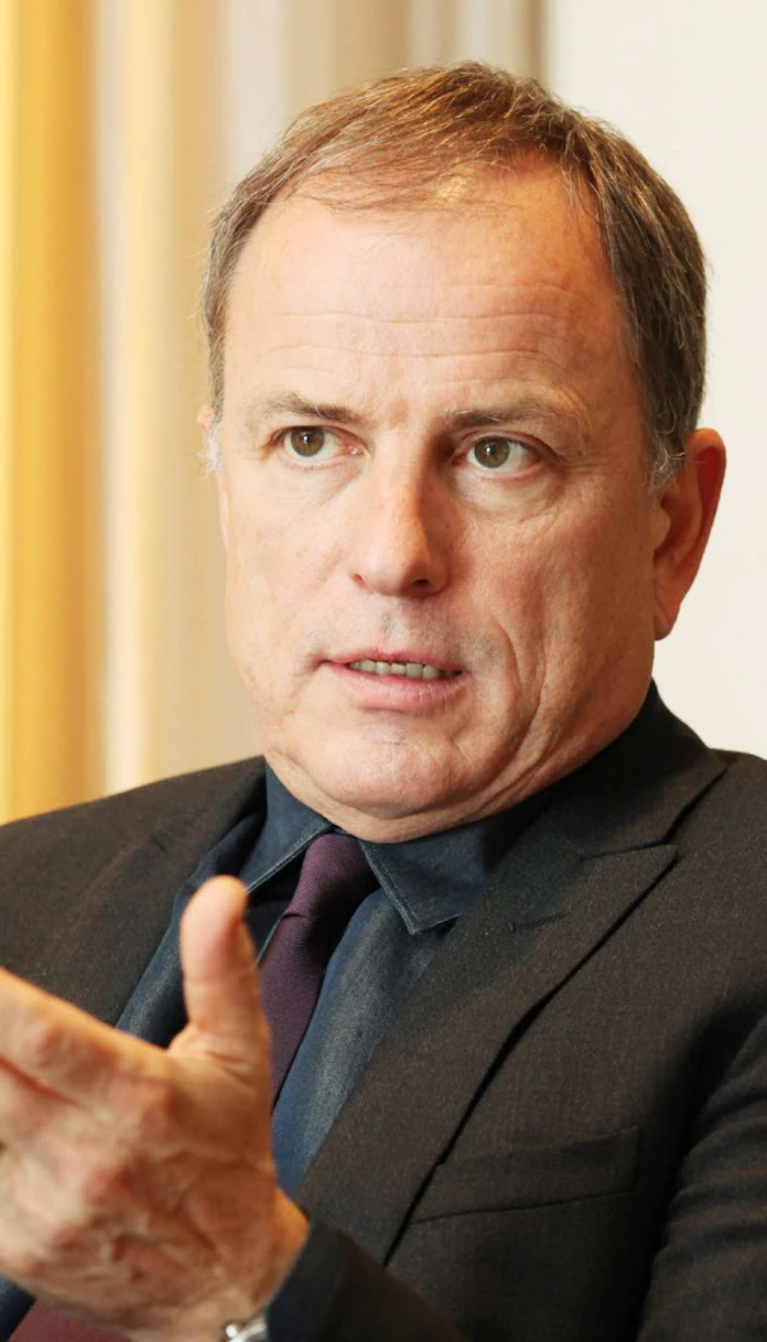 欧州高級ブランド 残るのは3強 ブルガリceo 日本経済新聞 欧州高級ブランド 残るのは3強 ブルガリceo 日本経済新聞