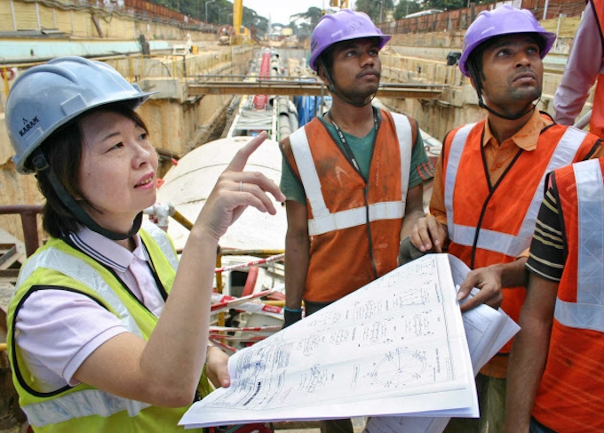 トンネル一筋 世界渡る 阿部玲子さん 殻を破れ 日本経済新聞