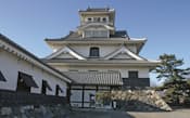 長浜城歴史博物館は城郭の専門家の指導で30年前に建てられた