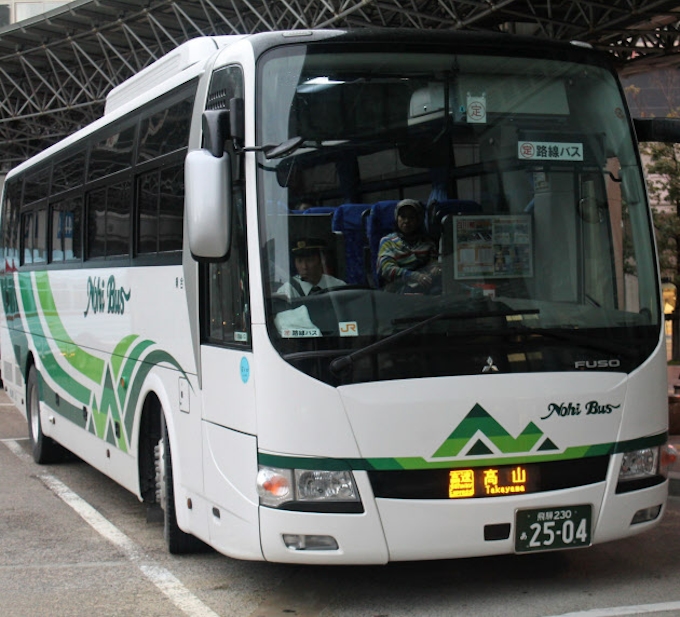 北陸3県 岐阜と連携加速 金沢は高山と旅行商品提案 日本経済新聞