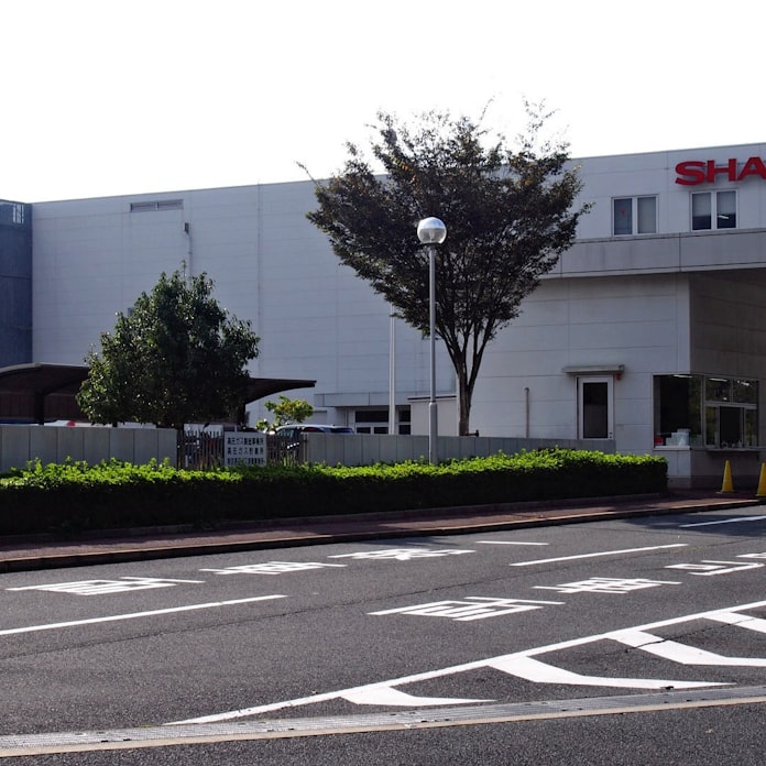 3度目やったら終わりだ シャープ 戴改革の行方 ルポ迫真 日本経済新聞 3度目やったら終わりだ シャープ 戴改革の行方 ルポ迫真 日本経済新聞