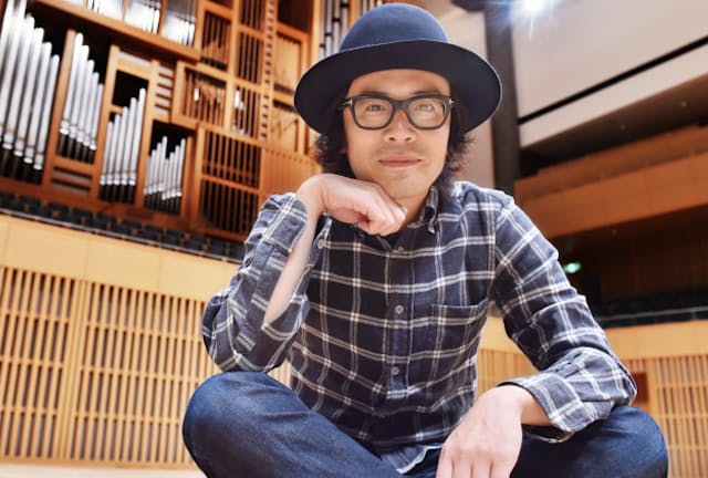 きしだ・しげる　1976年京都府生まれ。96年「くるり」を結成、98年メジャーデビュー。映画・テレビの音楽や歌手への楽曲提供も多い。
