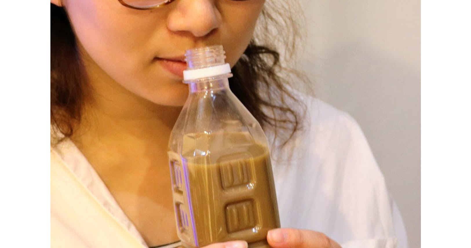 ペットボトル 早く飲みきらないと 1日で雑菌天国 Nikkei Style ペットボトル 早く飲みきらないと 1日で雑菌天国 Nikkei Style