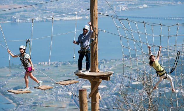 大人も楽しむ空中散歩 アスレチック施設東西12選 Nikkei Style