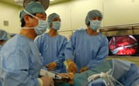 姫路医療センターで行われている肺がんの完全鏡視下手術（兵庫県姫路市）
