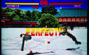 他社の格闘ゲーム以上のものを作ろうと開発した「鉄拳」の画面(C)BANDAI NAMCO Entertainment Inc. 他社の格闘ゲーム以上のものを作ろうと開発した「鉄拳」の画面(C)BANDAI NAMCO Entertainment Inc.