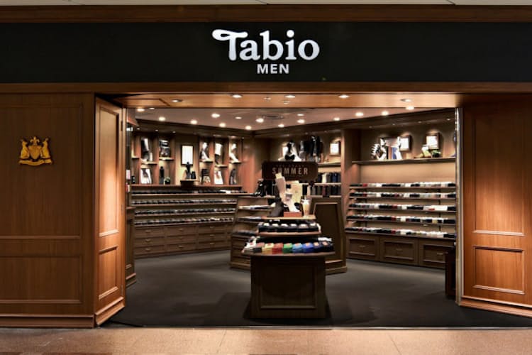 タビオメン 靴下で男の文化提案 スーツにはロング Nikkei Style タビオメン 靴下で男の文化提案 スーツにはロング Nikkei Style