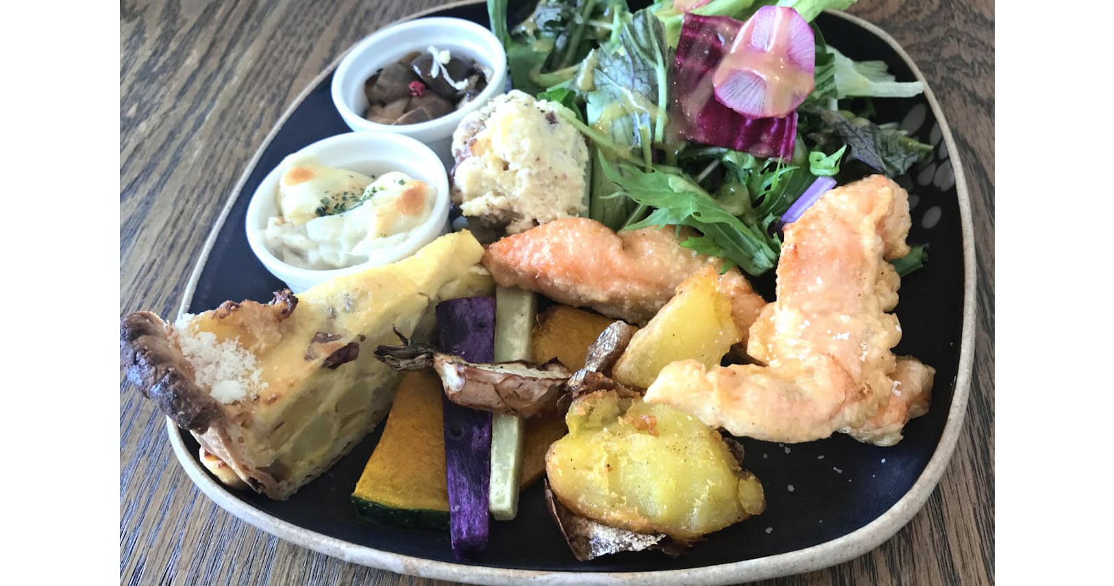 刺し身もいける ビールがうまい 富士宮のニジマス Nikkei Style 刺し身もいける ビールがうまい 富士宮のニジマス Nikkei Style