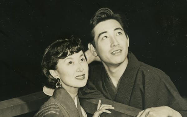 鶴田浩二 のニュース一覧 日本経済新聞 鶴田浩二 のニュース一覧 日本経済新聞