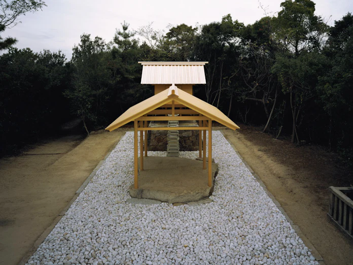 杉本博司 22 直島の護王神社 日本経済新聞 杉本博司 22 直島の護王神社 日本経済新聞