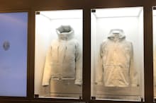 「ザ・ノース・フェイス　ラボ」では顧客の好みに合わせたジャケットが作れる
