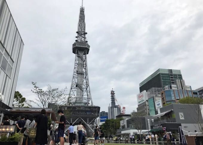 塔のホテル 食 アート発信 名古屋テレビ塔 名古屋市 日本経済新聞