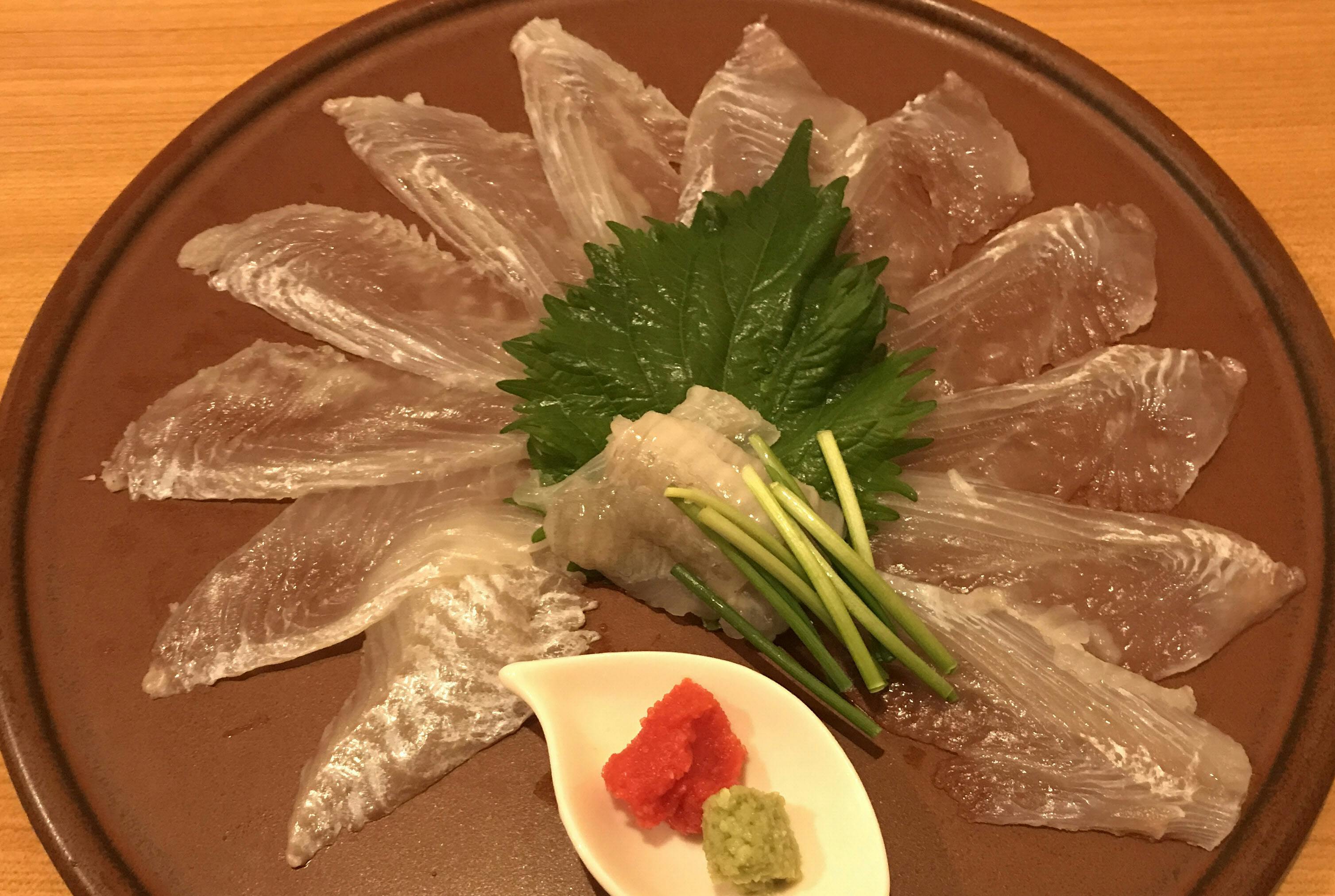 山口 下松の笠戸ヒラメ 刺し身は甘く 天ぷらふわっ Nikkei Style 山口 下松の笠戸ヒラメ 刺し身は甘く 天ぷらふわっ Nikkei Style