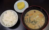 「和台所　花」では納豆汁定食は人気メニュー