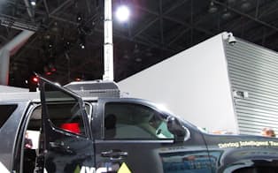 アクシスが展示した街中監視用の車載カメラ