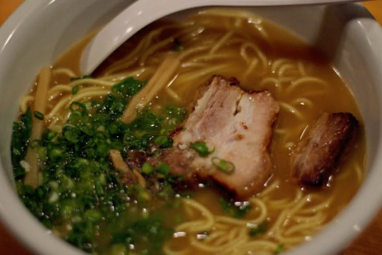 甘い麺 松山名物とはツユ知らず Nikkei Style 甘い麺 松山名物とはツユ知らず Nikkei Style