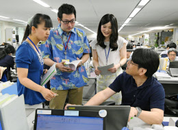 ポロシャツ 今年は5月からok 省庁のクールビズ 日本経済新聞 ポロシャツ 今年は5月からok 省庁のクールビズ 日本経済新聞