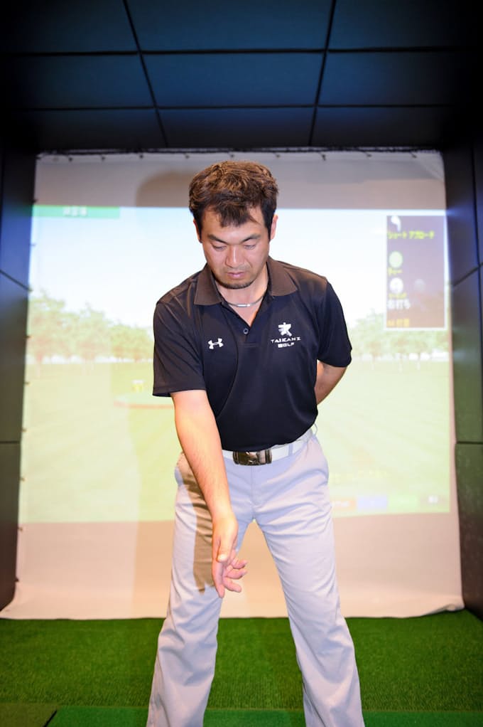 シャット オープン シャットの右回りスイングで飛ばす 下 日本経済新聞