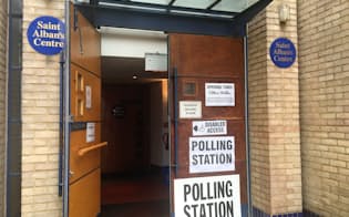 ロンドンの投票所