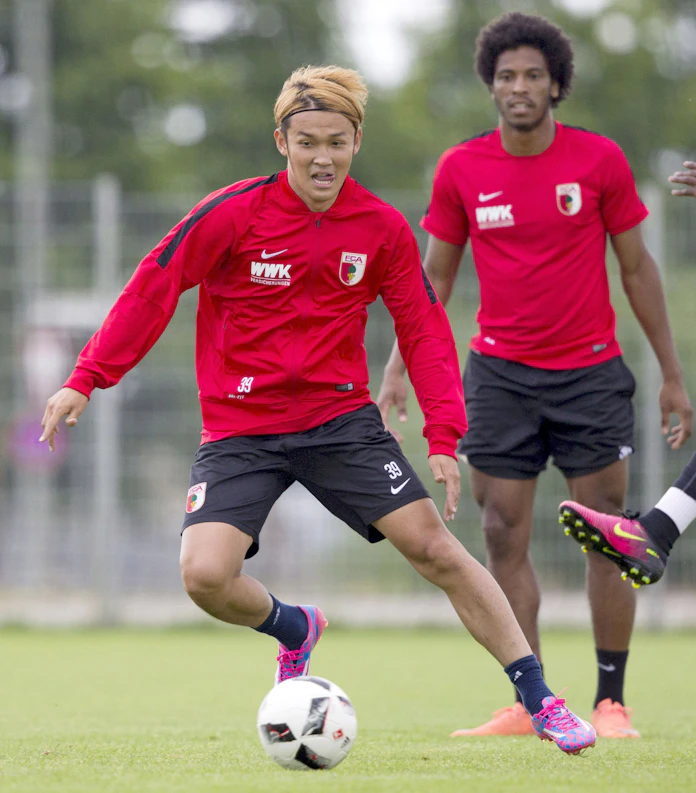 泥臭く 謙虚に始動 宇佐美のドイツ再挑戦 日本経済新聞 泥臭く 謙虚に始動 宇佐美のドイツ再挑戦 日本経済新聞