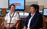 テレビ解説で談笑する樋口さんと（左）と岡本さん