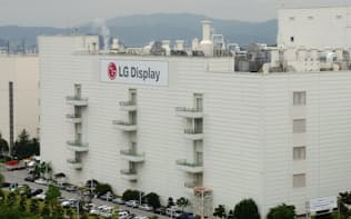 LGディスプレーは積極投資で有機ELパネルを増産する（韓国・亀尾工場）