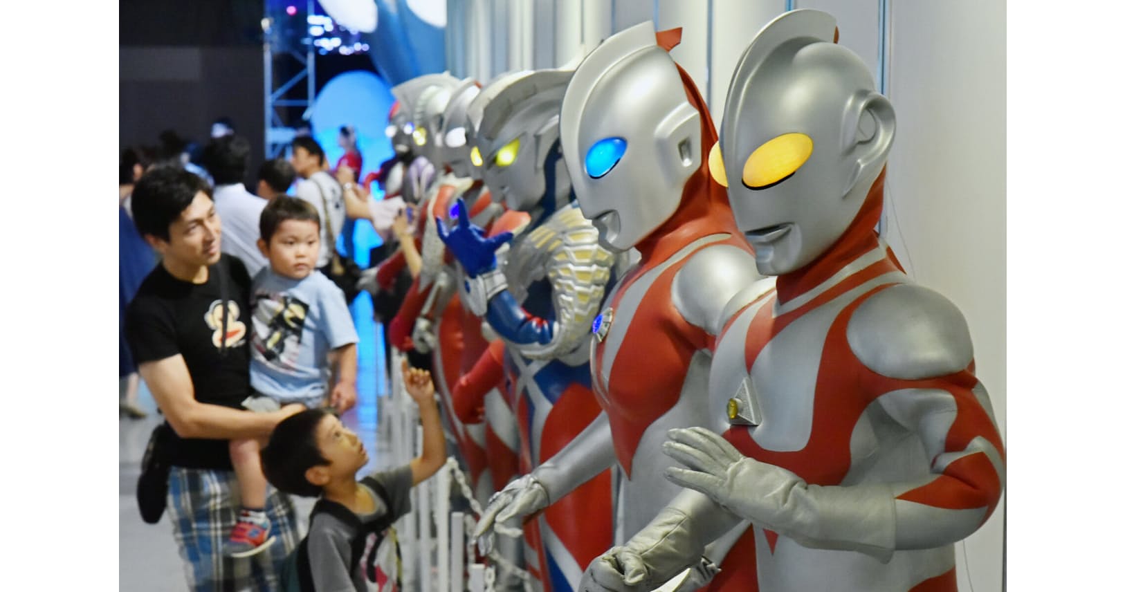 ウルトラマン51年目の挑戦 大人攻略へ多様に変身 エンタメ Nikkei Style