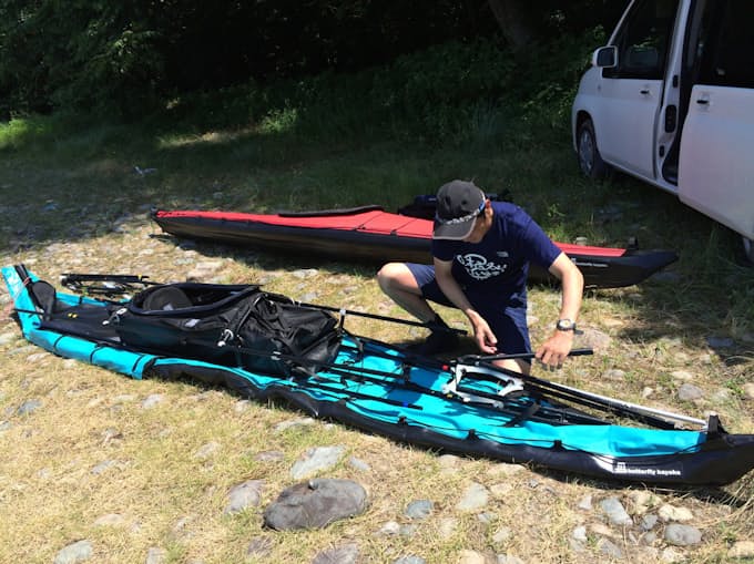 折りたたみカヤック人気再燃 万円台が軸 日本経済新聞