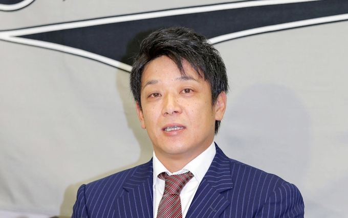ロッテ サブロー 日本一での涙が思い出 引退会見で男泣き 日本経済新聞