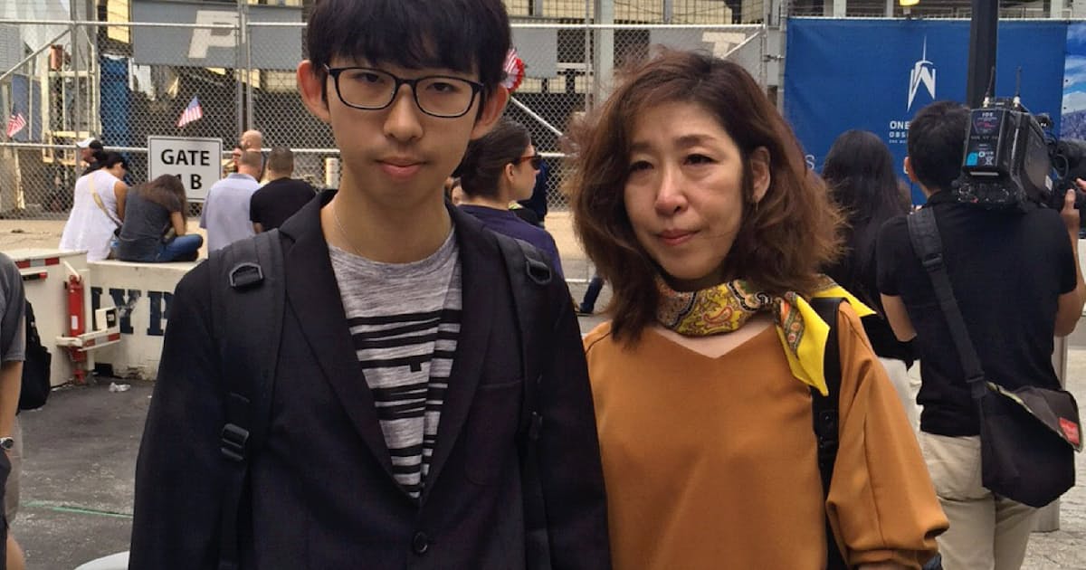 厳戒態勢のny追悼式典 遺族ら涙 日本経済新聞 厳戒態勢のny追悼式典 遺族ら涙 日本経済新聞