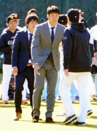 巨人から日本ハムへ 大化けなるか大田泰示 日本経済新聞 巨人から日本ハムへ 大化けなるか大田泰示 日本経済新聞