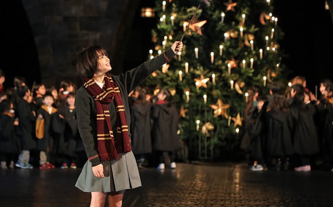 Usj ハリポタ でxマスイベント 18日から 日本経済新聞