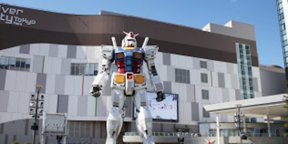 東京 お台場の実物大 ガンダム 17年3月撤去 日本経済新聞