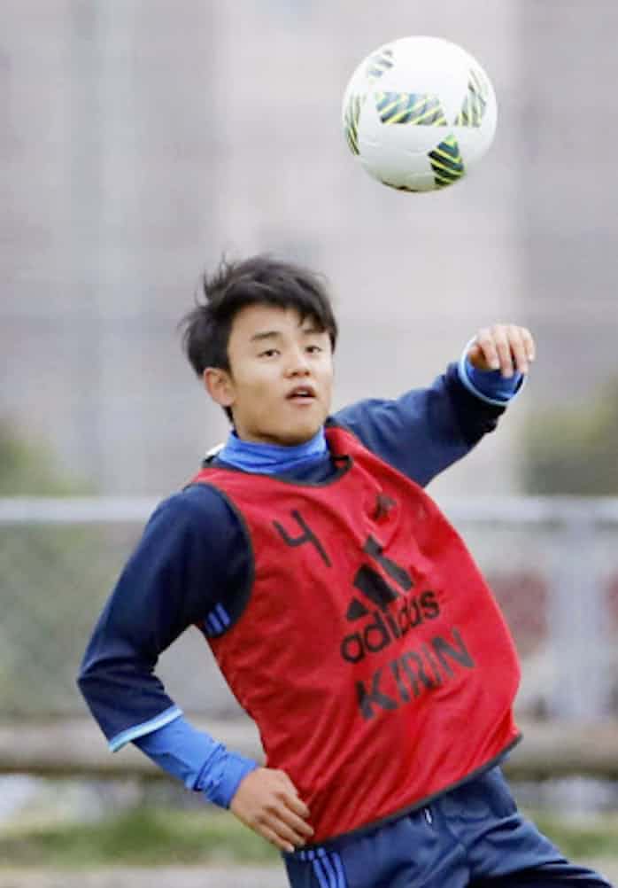 目からウロコ バルサ育成組織で発見の連続 日本経済新聞