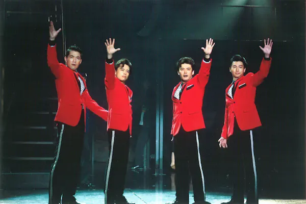 演出家 蜷川幸雄の没後1年 レガシー 継承の行方 Nikkei Style 演出家 蜷川幸雄の没後1年 レガシー 継承の行方 Nikkei Style