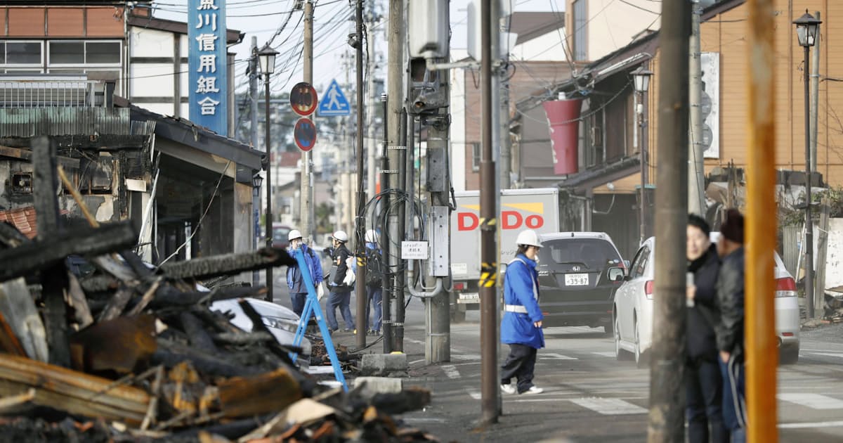 糸魚川大火 主要道路の通行止め解除 日本経済新聞 糸魚川大火 主要道路の通行止め解除 日本経済新聞