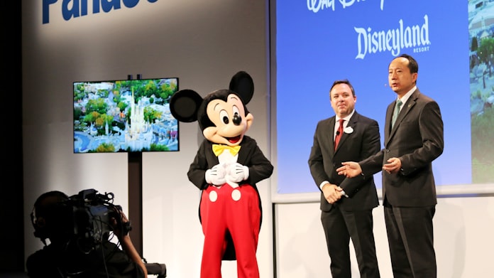 パナソニック 米ディズニーと提携 プロジェクター長期供給 日本経済新聞 パナソニック 米ディズニーと提携 プロジェクター長期供給 日本経済新聞