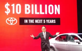 トヨタ自動車の豊田章男社長は9日、今後5年間に100億ドル（約1兆1300億円）を投資する方針を表明していた（米デトロイト）