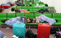 多くの外国人観光客が利用する関西空港の仮眠スペース（1月14日未明）