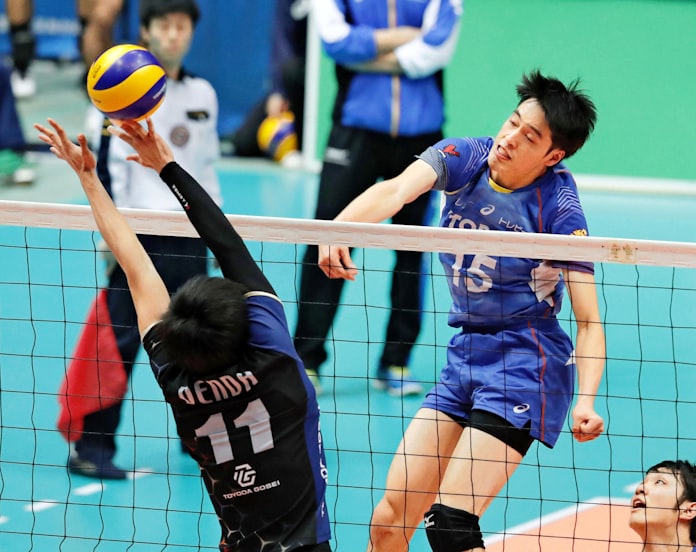バレーvリーグ 終盤戦の熱気と冷える新リーグ構想 日本経済新聞