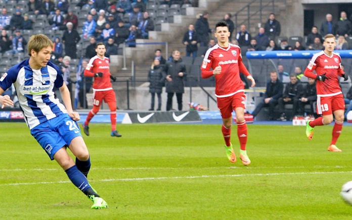 原口が今季初ゴール チーム勝利 サッカードイツ1部 日本経済新聞 原口が今季初ゴール チーム勝利 サッカードイツ1部 日本経済新聞