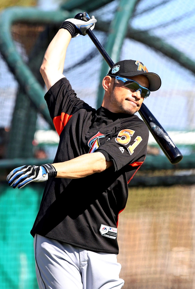 おまえはクビだ ににじむイチロー流の気遣い 日本経済新聞