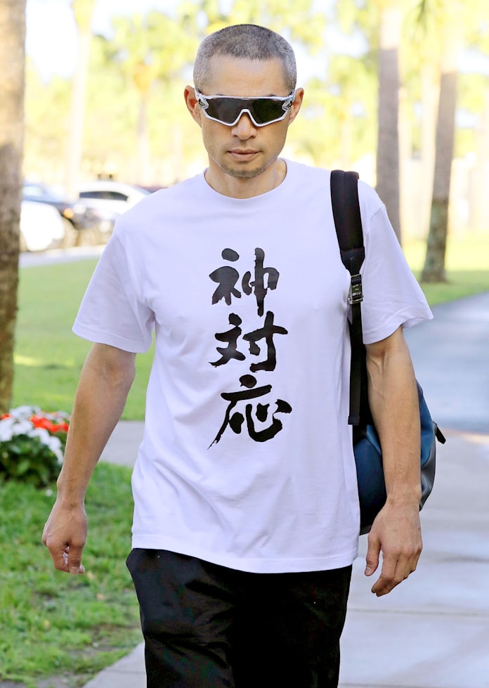 おまえはクビだ ににじむイチロー流の気遣い 日本経済新聞 おまえはクビだ ににじむイチロー流の気遣い 日本経済新聞